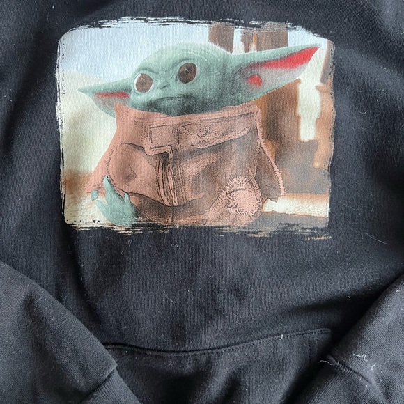 NWOT Old Navy Baby Yoda Grogu Hoodie Sweatshirt Size 8 - Picture 2 of 3